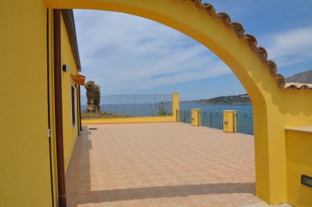 Esterno